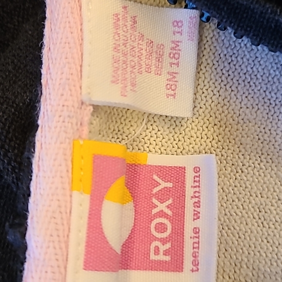 Roxy zipper hooded sweater - Picture 3 of 5